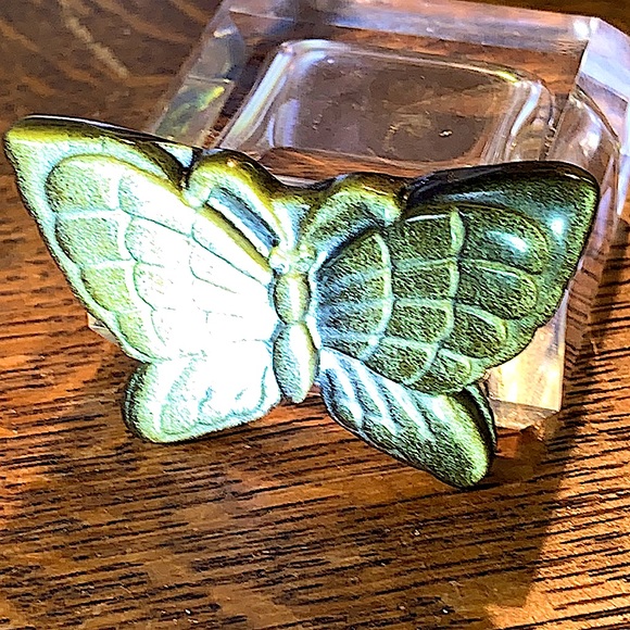 BUTTERFLY 🦋 GOLDEN OBSIDIAN CARVED CRYSTAL - Picture 2 of 9